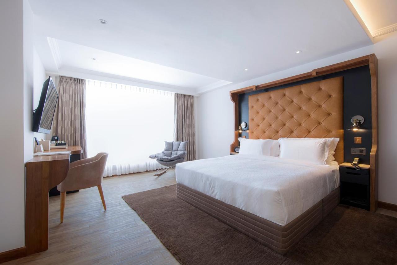 The Radh Hotel 康提 外观 照片